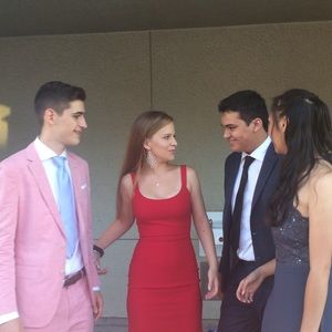 Meet your Posher, Carmela